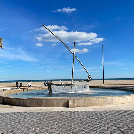 Habitacion Frente A Playa De La Malvarrosa Apartment Валенсия Екстериор снимка