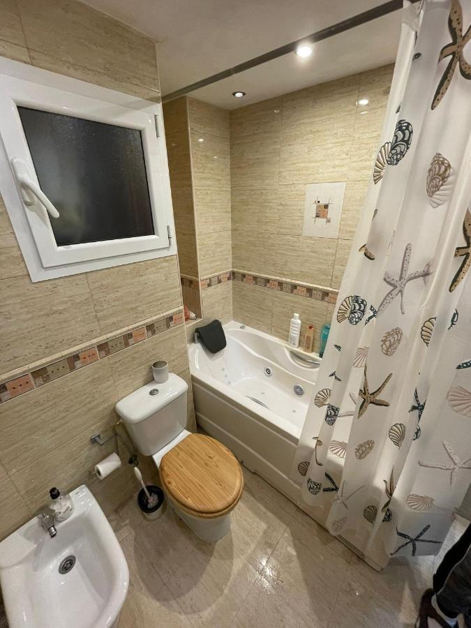 Habitacion Frente A Playa De La Malvarrosa Apartment Валенсия Екстериор снимка