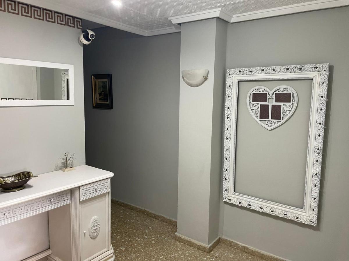 Habitacion Frente A Playa De La Malvarrosa Apartment Валенсия Екстериор снимка